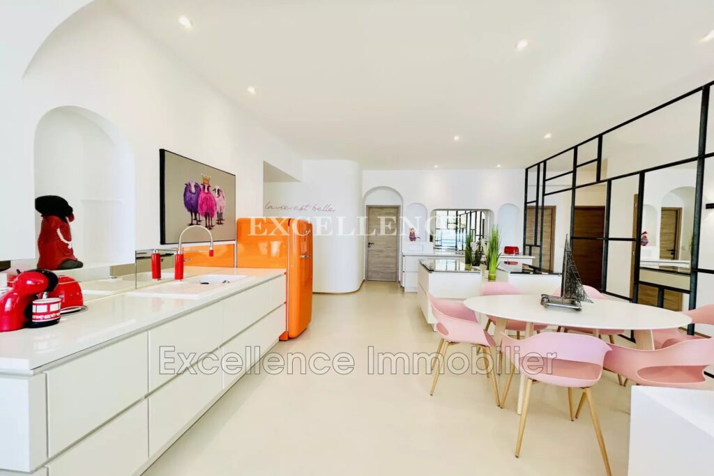 vente appartement 4 Pièce(s) – 4 pièces – 3 chambres – 135.00 m²