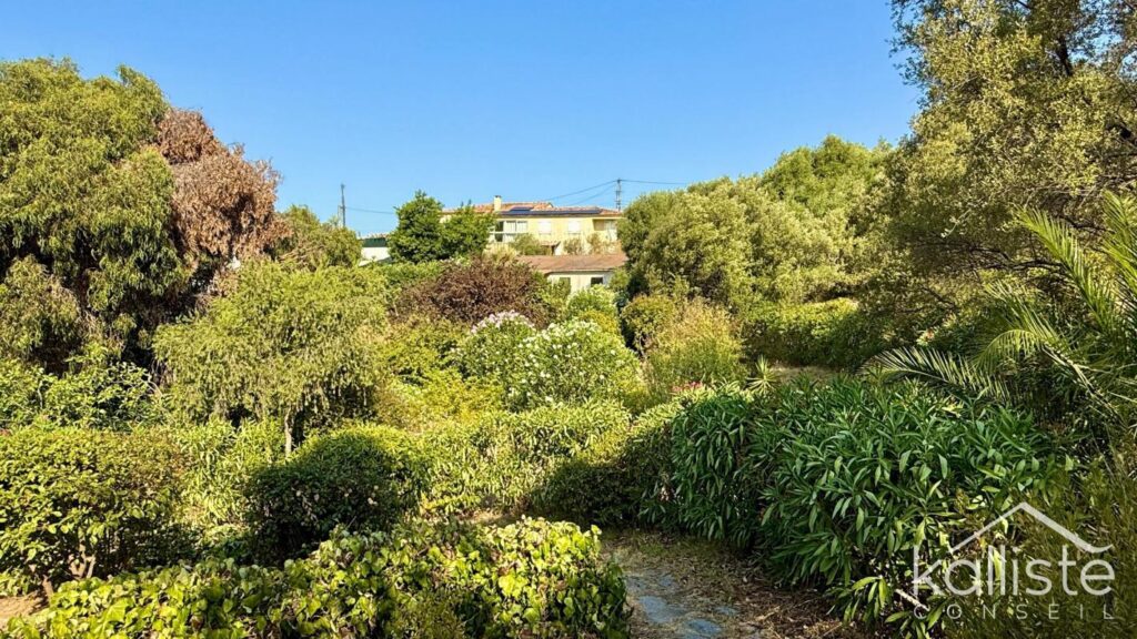 Bastelicaccia – Maison avec vue mer, studio indépendant et deux garages – 6 pièces – 4 chambres – 166 m²