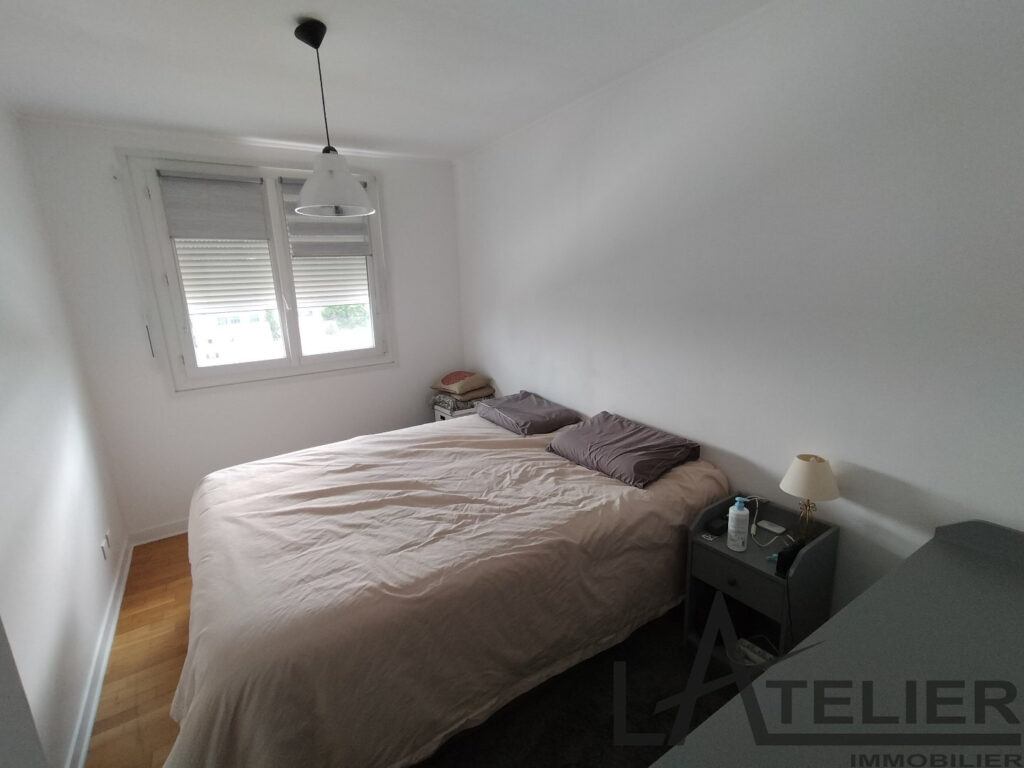 Dernier étage vue dégagée. – 4 pièces – 3 chambres – NR  – 72.79 m²