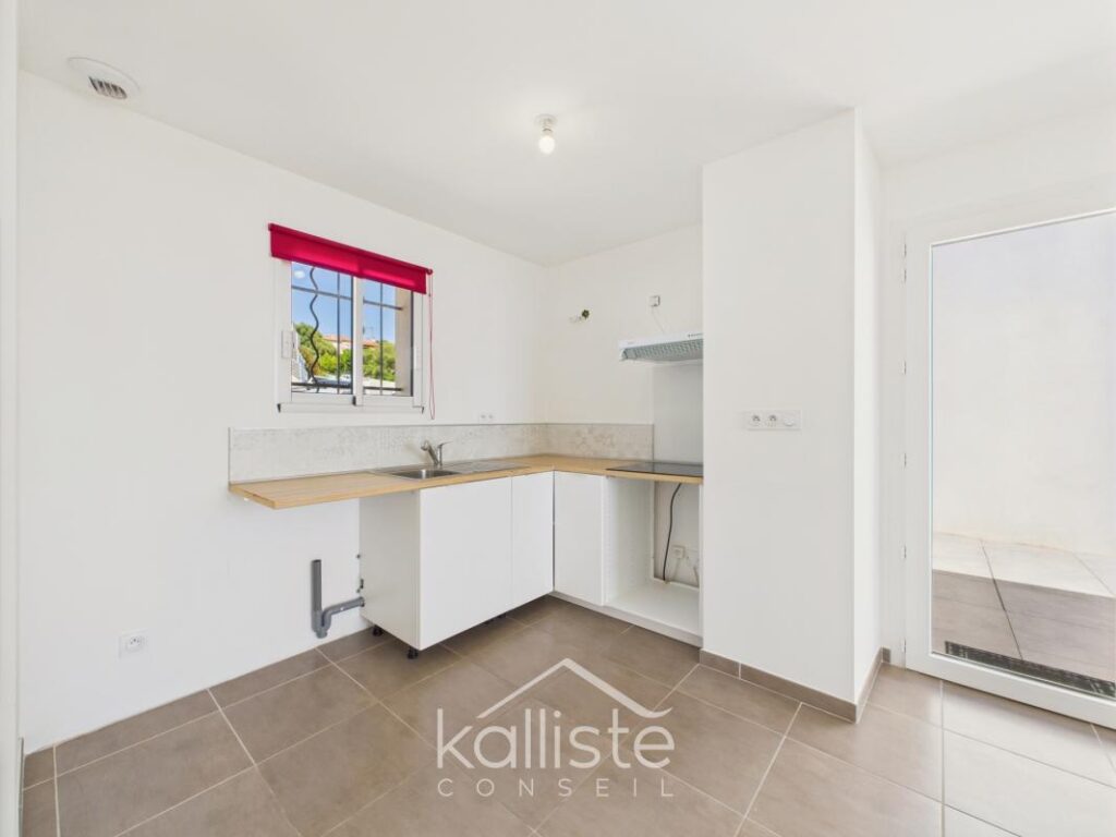 Appartement T3 Bastelicaccia – 3 pièces – 2 chambres – 64 m²