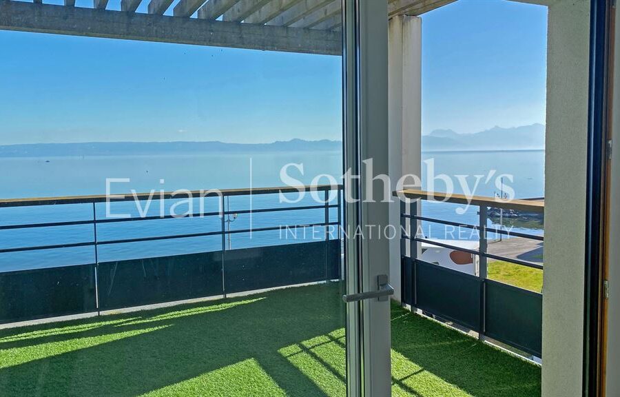 Appartement à vendre à Amphion les bains — Vue lac — photo 1