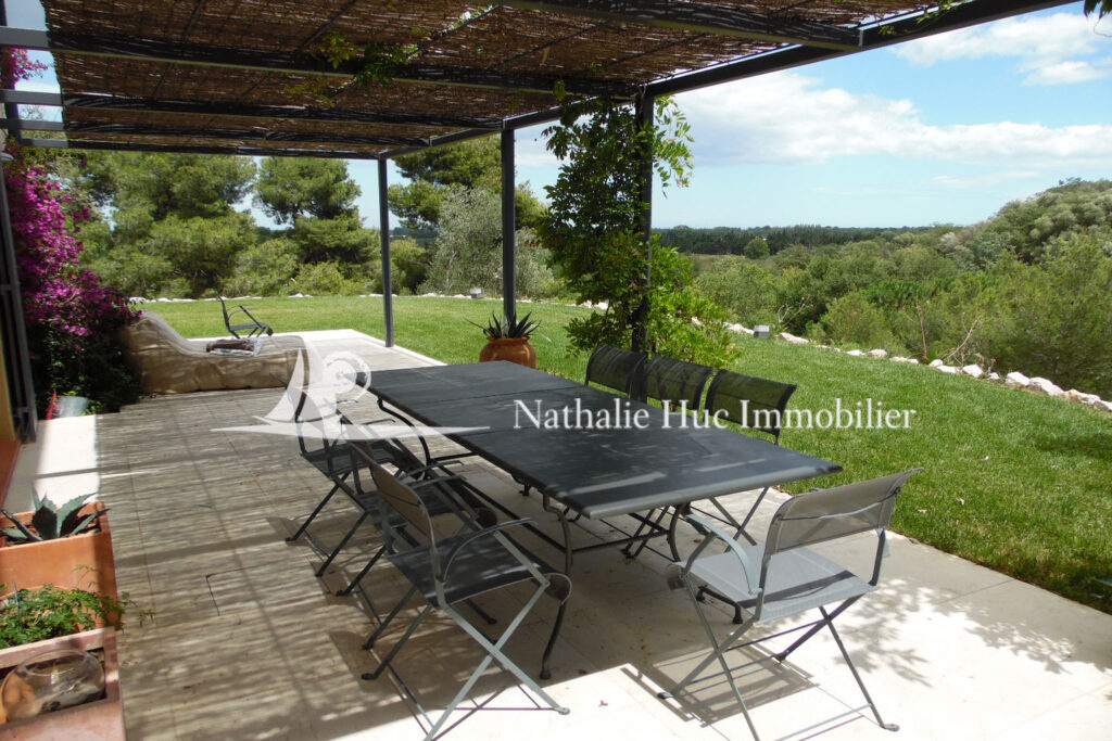 vente propriété 4 Pièce(s) – 4 pièces – 3 chambres – 212.70 m²