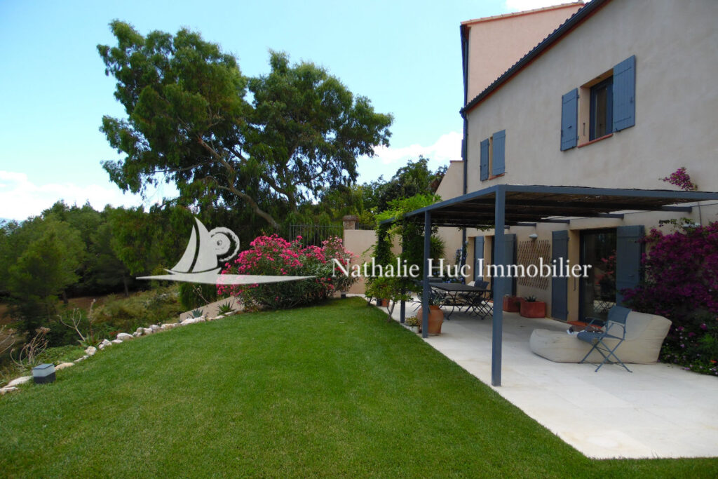 vente propriété 4 Pièce(s) – 4 pièces – 3 chambres – 212.70 m²