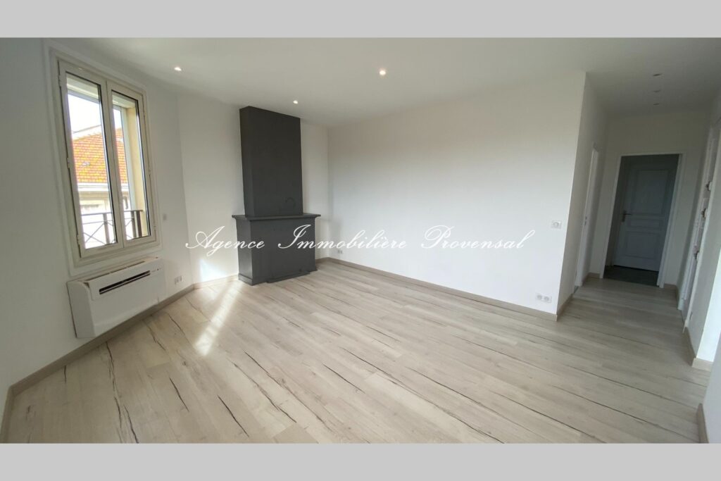 location appartement 3 Pièce(s) – 3 pièces – NR chambres – 58.00 m²