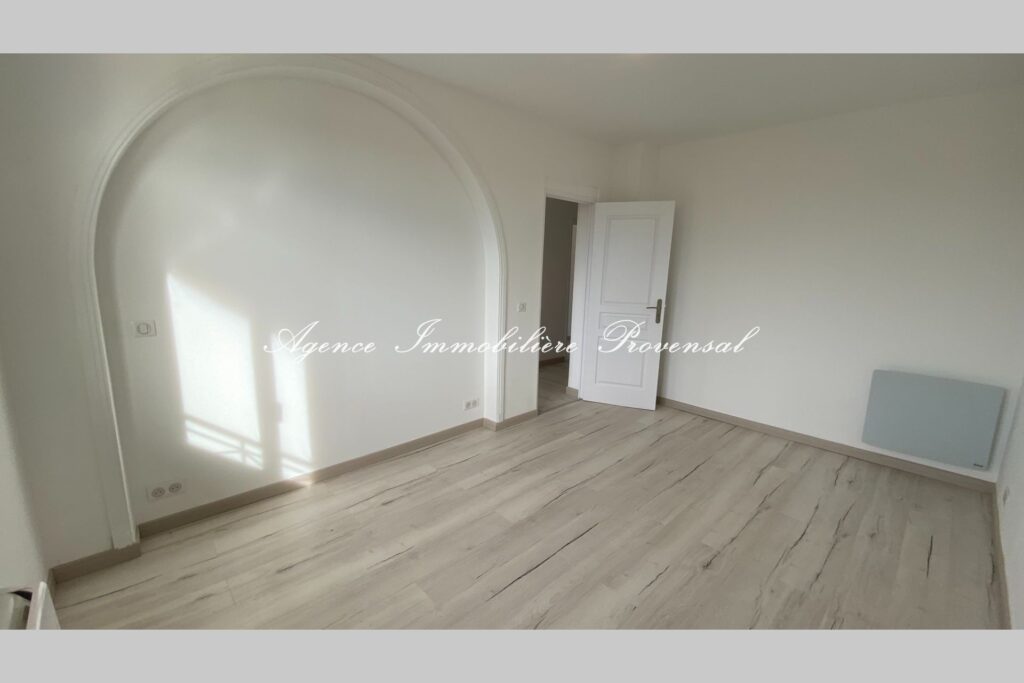 location appartement 3 Pièce(s) – 3 pièces – NR chambres – 58.00 m²