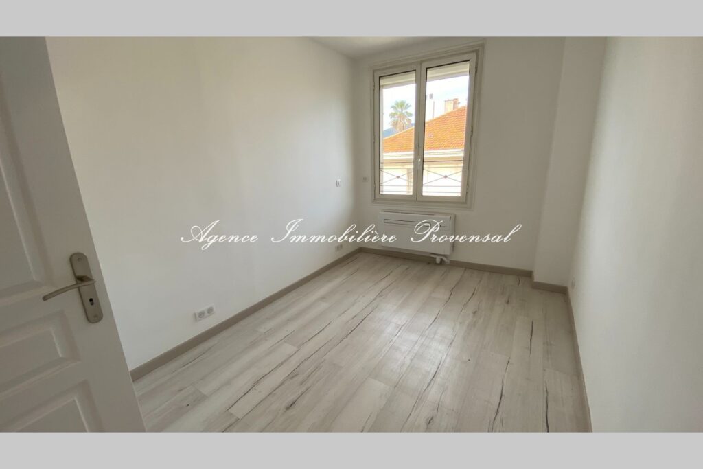 location appartement 3 Pièce(s) – 3 pièces – NR chambres – 58.00 m²