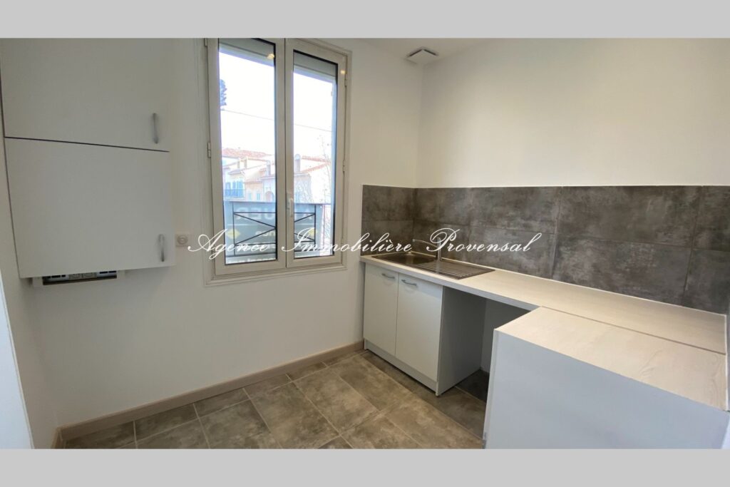 location appartement 3 Pièce(s) – 3 pièces – NR chambres – 58.00 m²