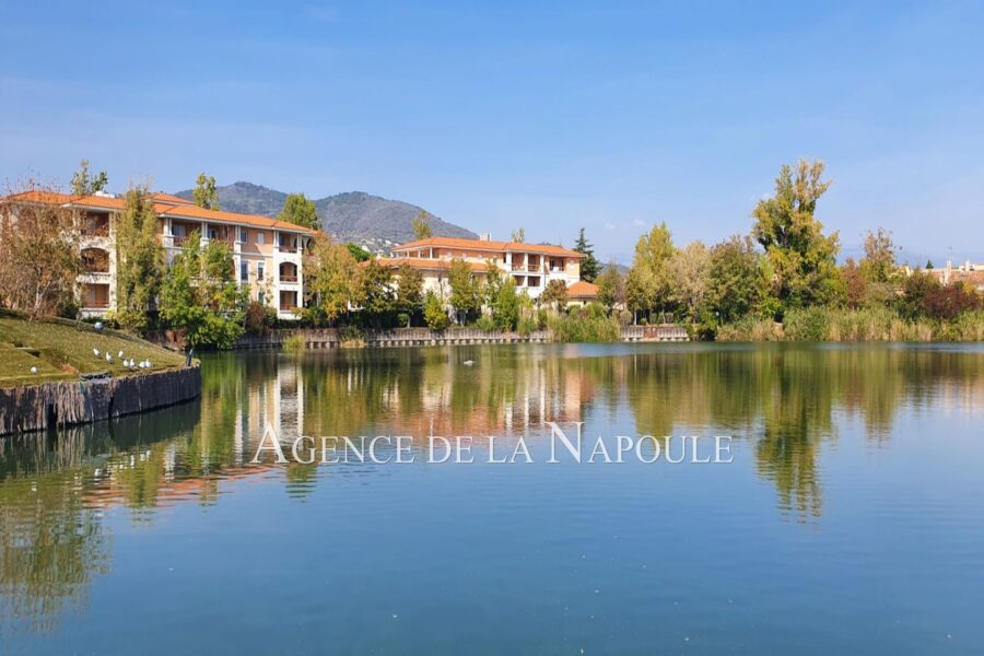 Appartement à vendre à Mandelieu-la-napoule