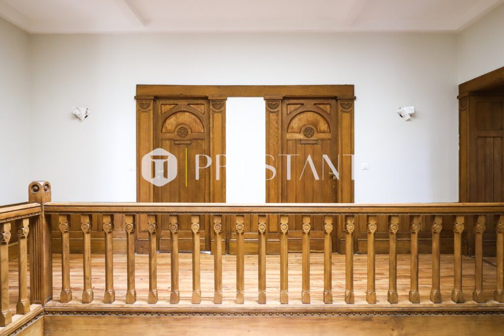 Maison – 10 pièces – 7 chambres – 14 voyageurs – 600 m²