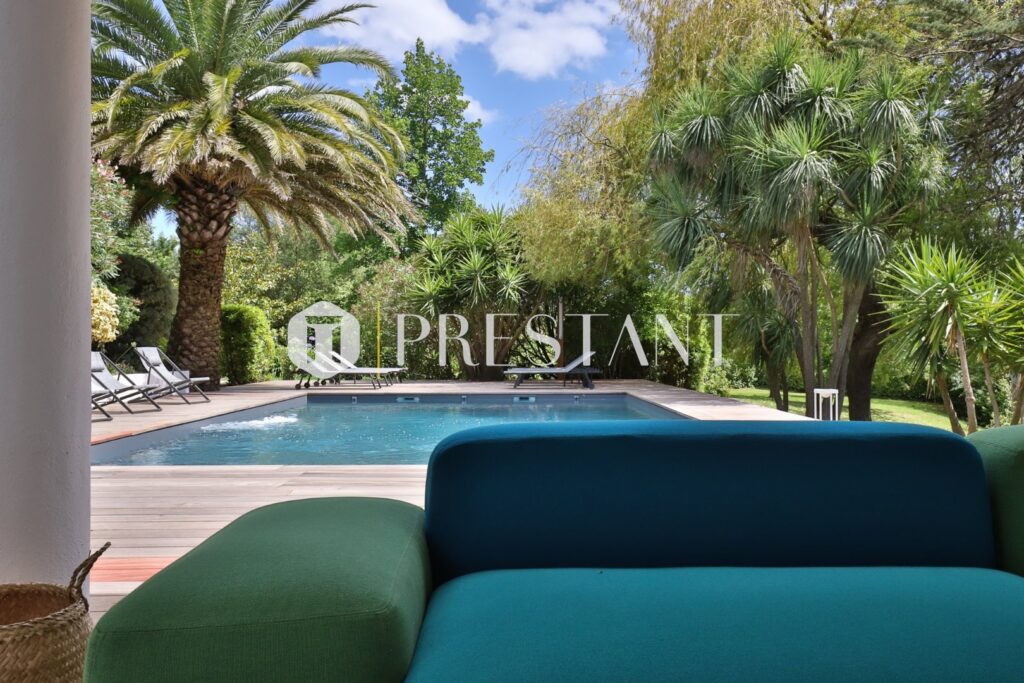 Maison – 10 pièces – 7 chambres – 14 voyageurs – 600 m²