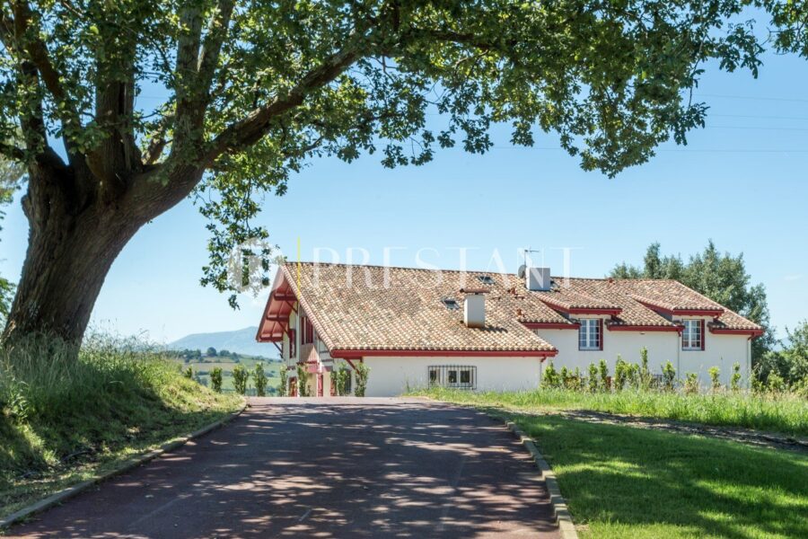 Maison en location vacances à Briscous