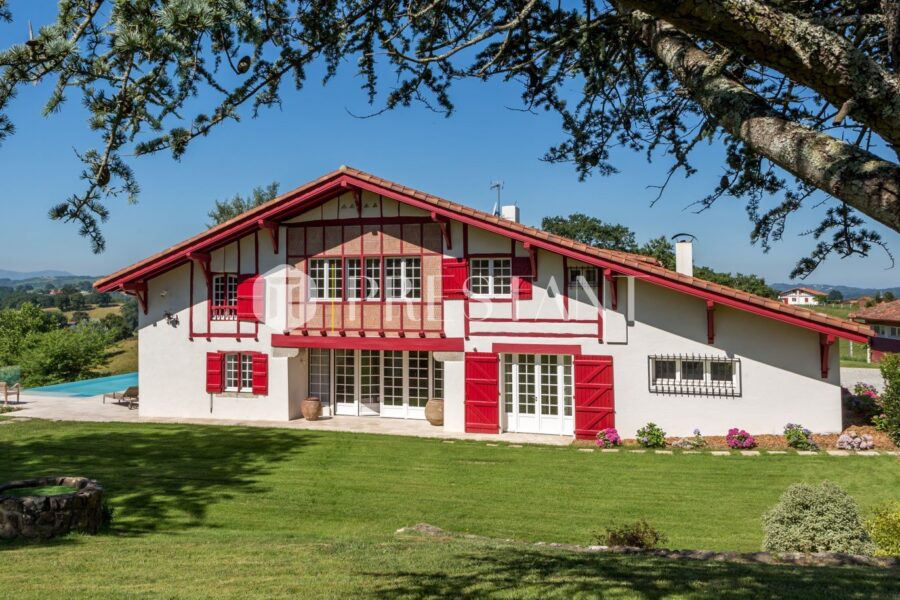 Maison en location vacances à Briscous