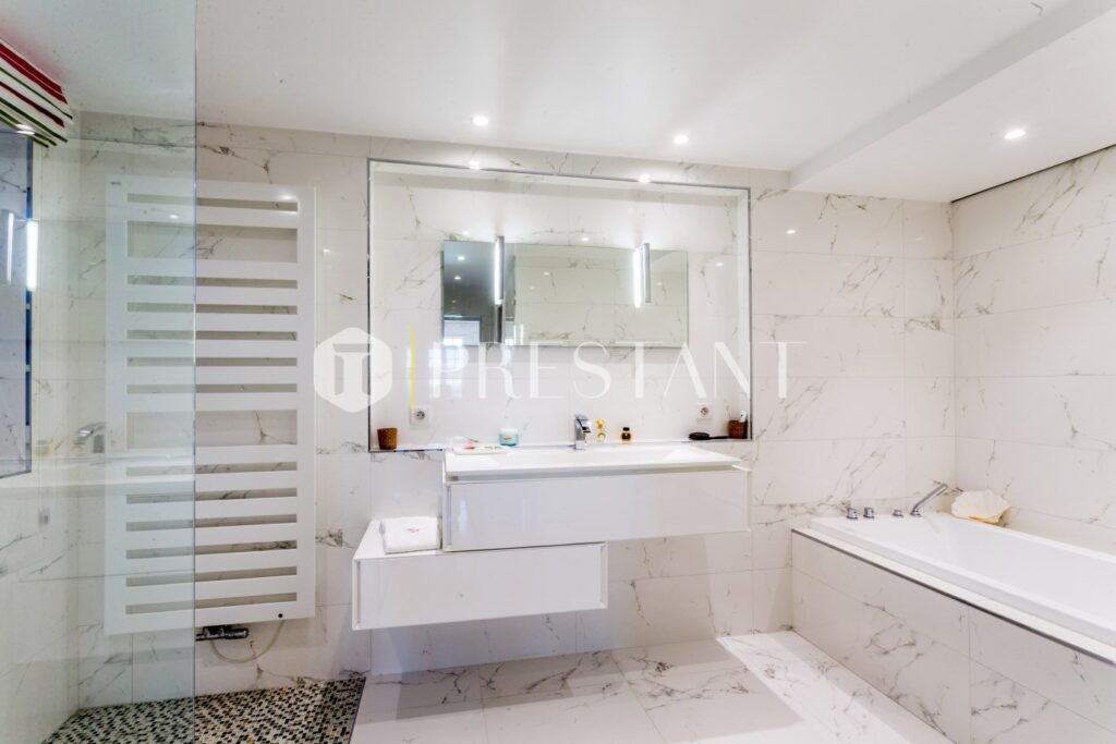 Maison – 9 pièces – 7 chambres – 14 voyageurs – 410 m²