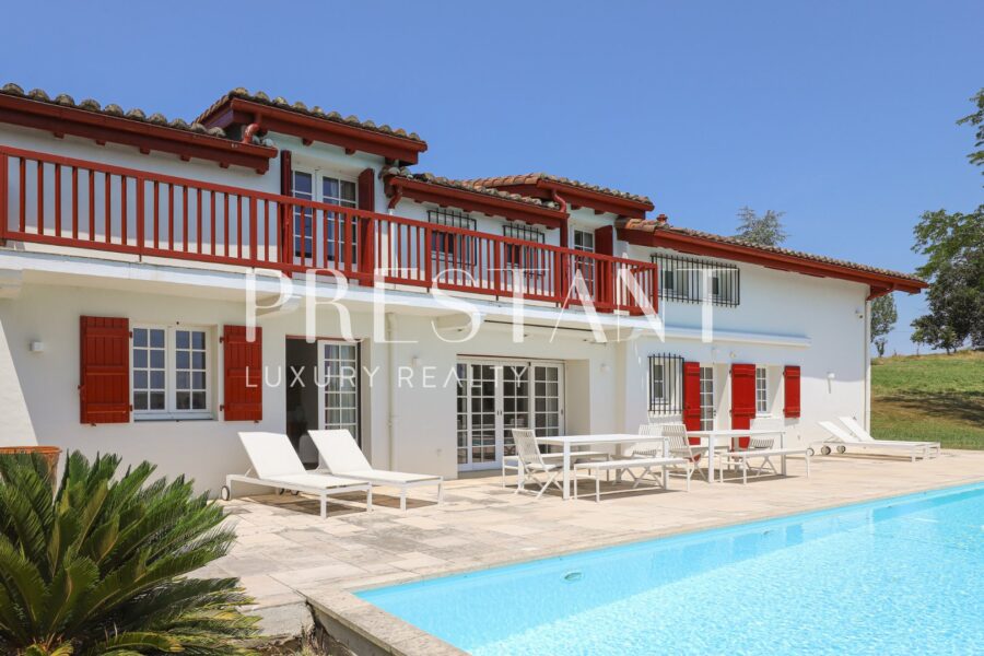 Maison en location vacances à Briscous — Vue nature — photo 3