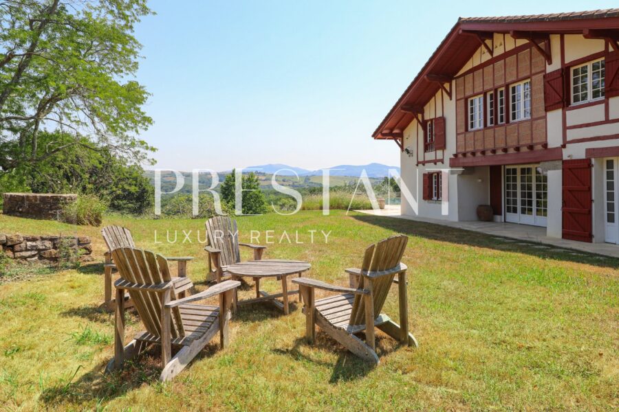 Maison en location vacances à Briscous — Vue nature — photo 7
