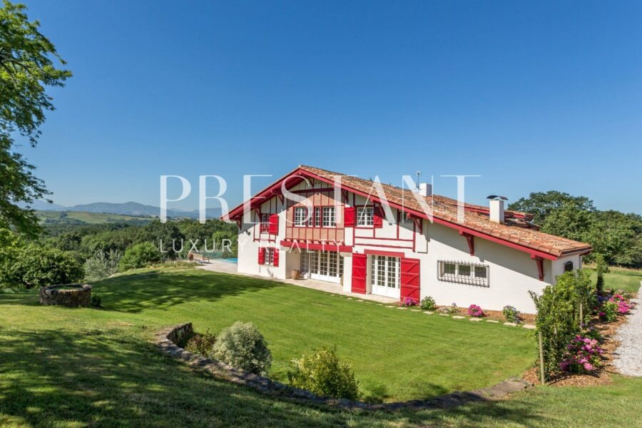 Maison en location vacances à Briscous — Vue nature — photo 2