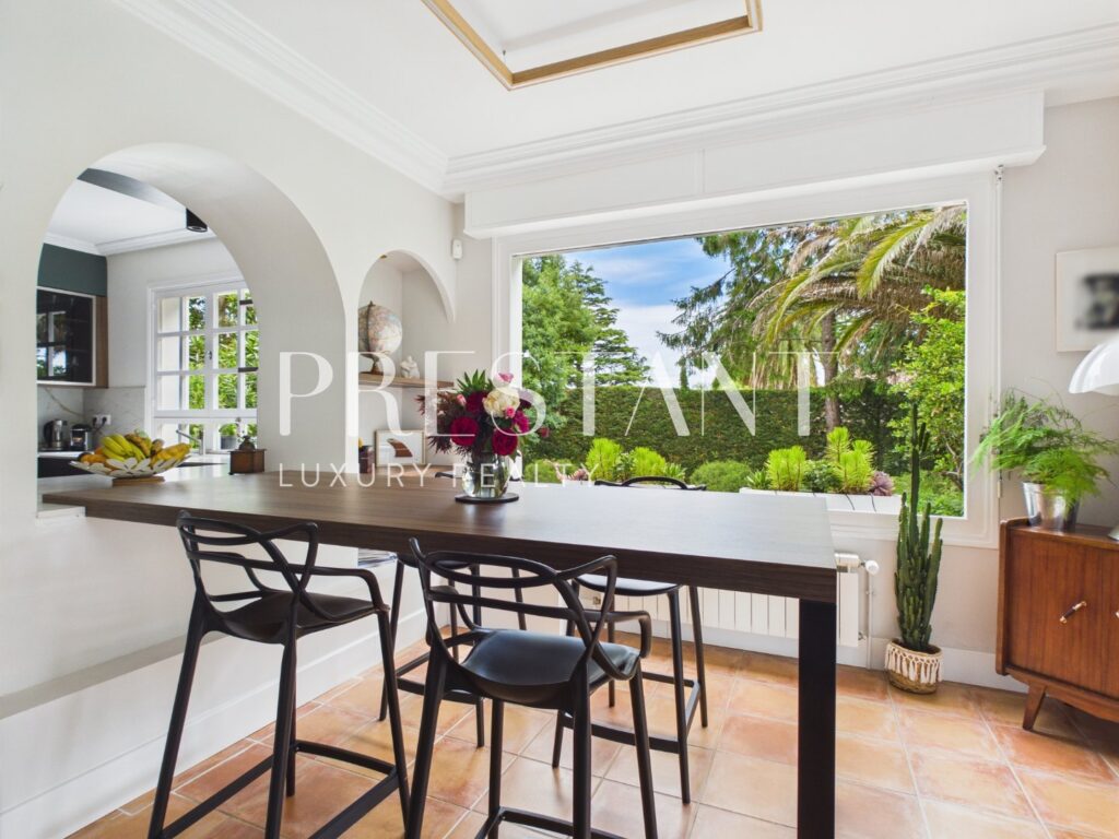 Maison – 6 pièces – 5 chambres – 10 voyageurs – 220 m²