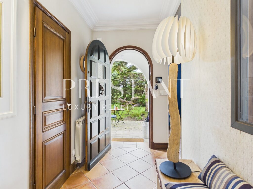 Maison – 6 pièces – 5 chambres – 10 voyageurs – 220 m²