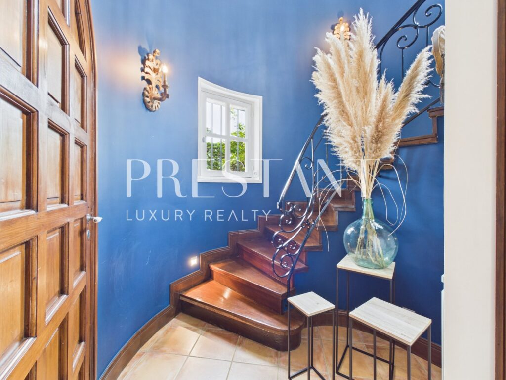 Maison – 6 pièces – 5 chambres – 10 voyageurs – 220 m²