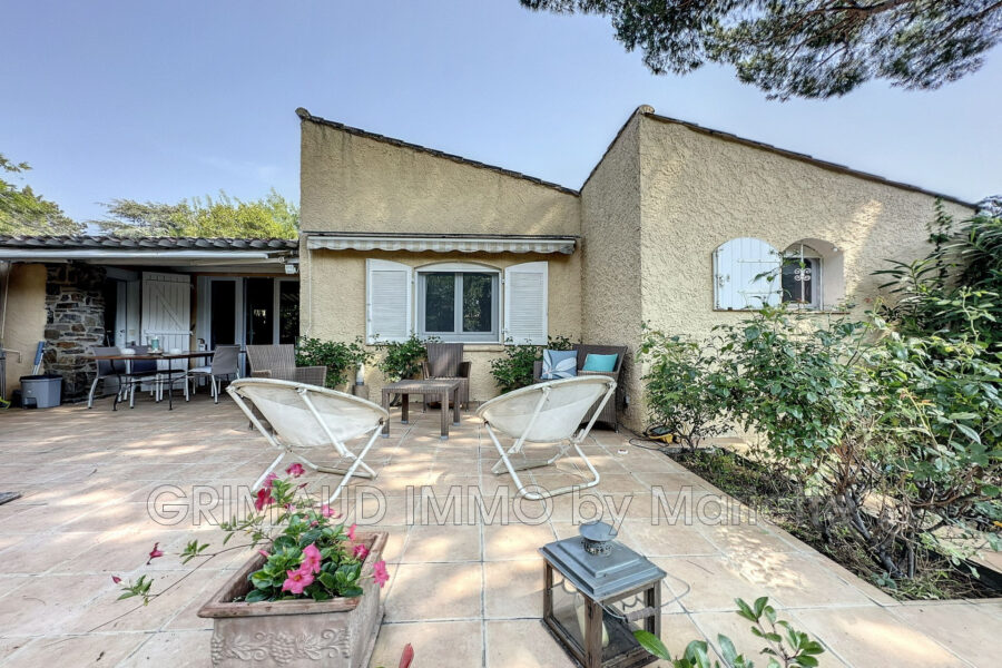 Maison à vendre à Grimaud