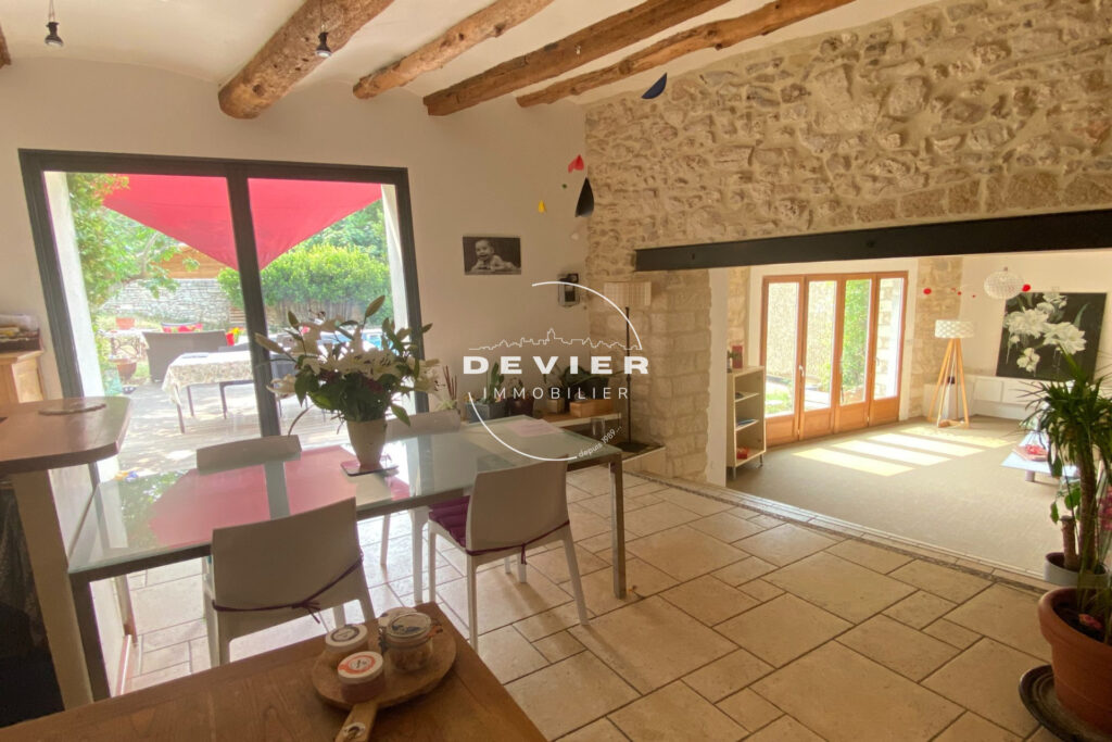 vente maison de caractère 7 Pièce(s) – 7 pièces – 5 chambres – 307.00 m²