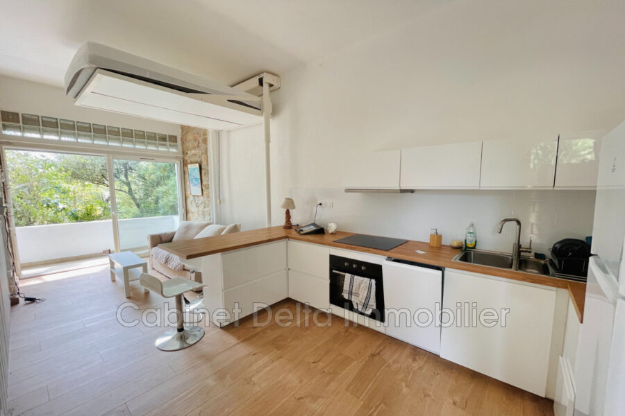 Appartement à louer à Sanary-sur-Mer