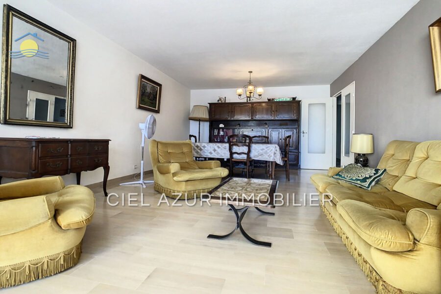 Appartement à louer à Juan-les-Pins