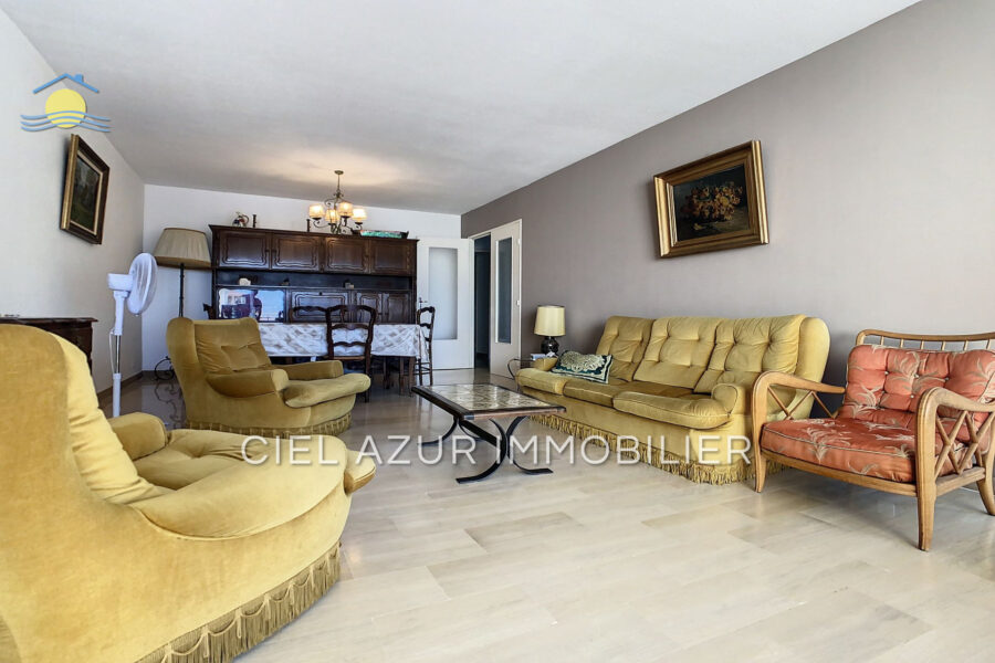 Appartement à louer à Juan-les-Pins