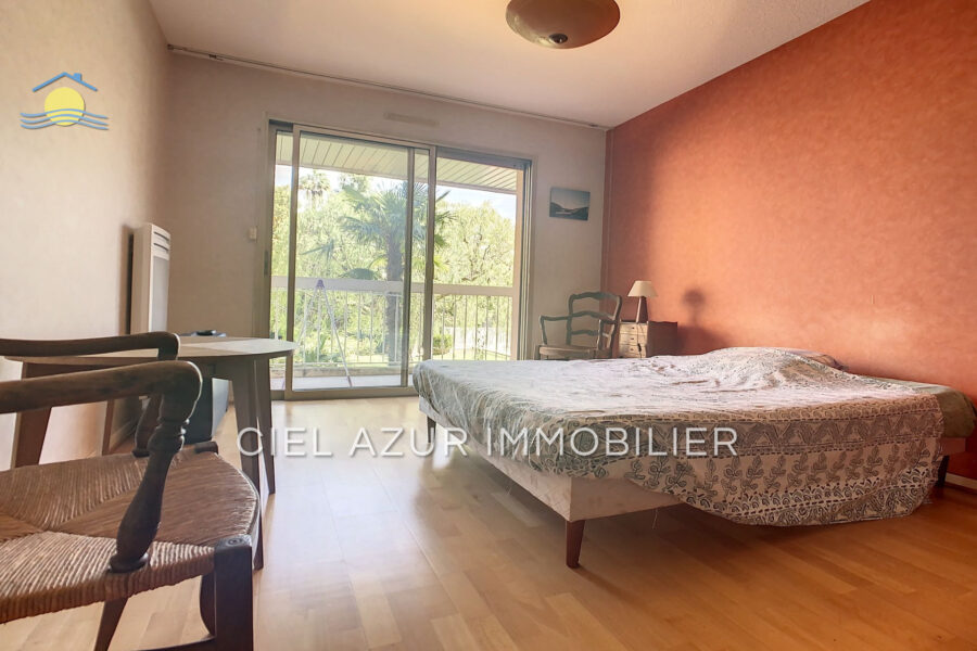 Appartement à louer à Juan-les-Pins