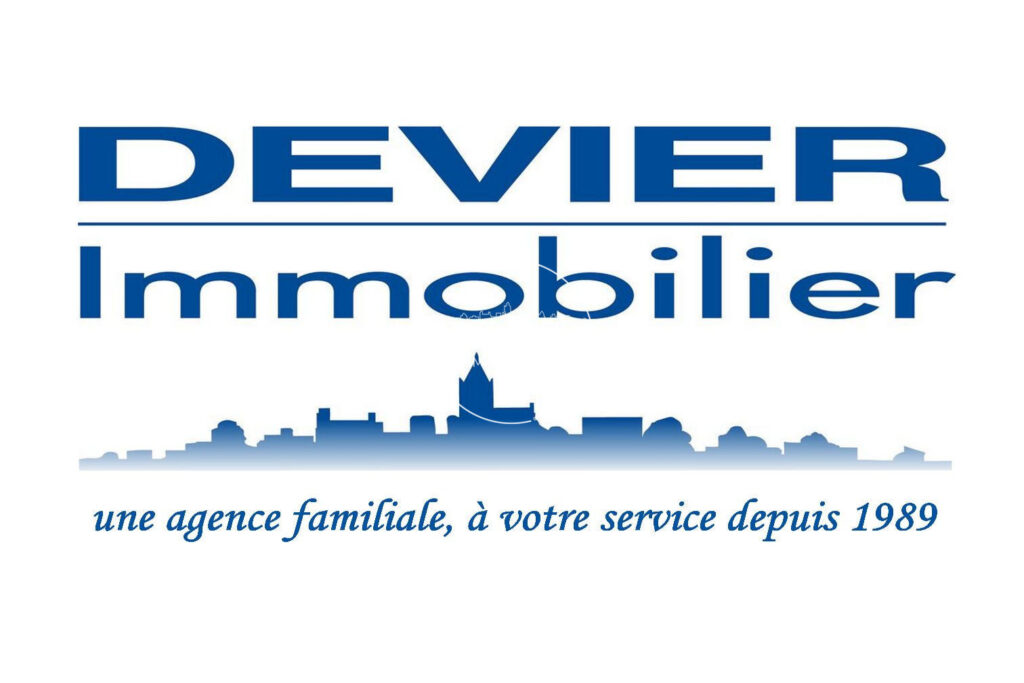 vente maison de caractère 7 Pièce(s) – 7 pièces – 5 chambres – 307.00 m²