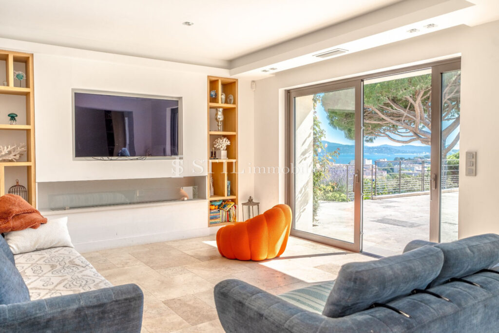 vente villa 8 Pièce(s) – 8 pièces – 5 chambres – 220.00 m²