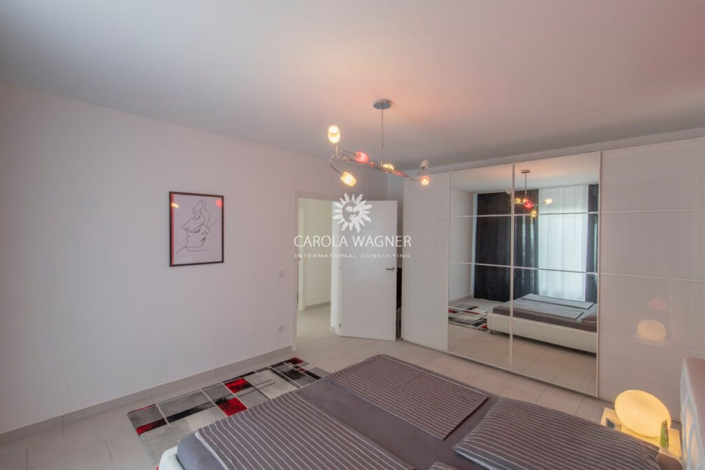 vente villa 5 Pièce(s) – 5 pièces – 3 chambres – 200.00 m²