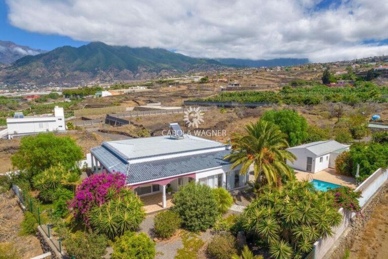 vente villa 5 Pièce(s) – 5 pièces – 3 chambres – 200.00 m²