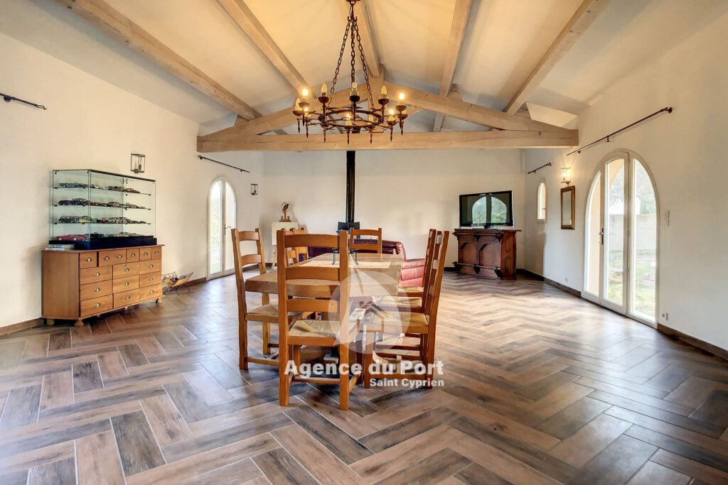 vente maison 4 Pièce(s) – 4 pièces – 3 chambres – 188.00 m²