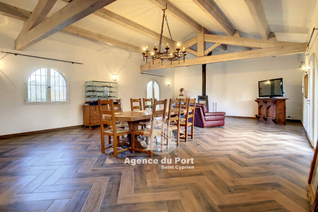 vente maison 4 Pièce(s) – 4 pièces – 3 chambres – 188.00 m²