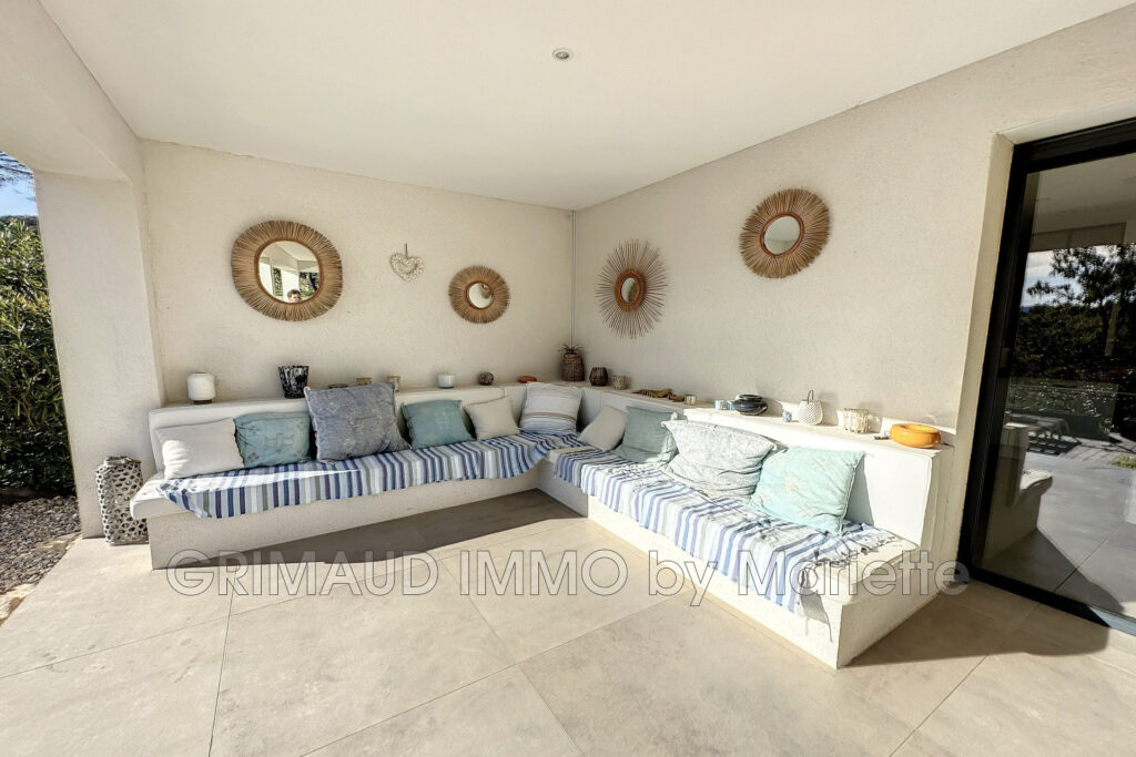 Villa Récente avec Prestations Haut de Gamme au Calme, sur 2 5 – NR pièces – 5 chambres – 195.00 m²