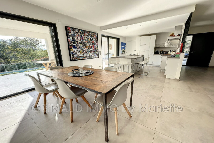 Maison à vendre à Grimaud