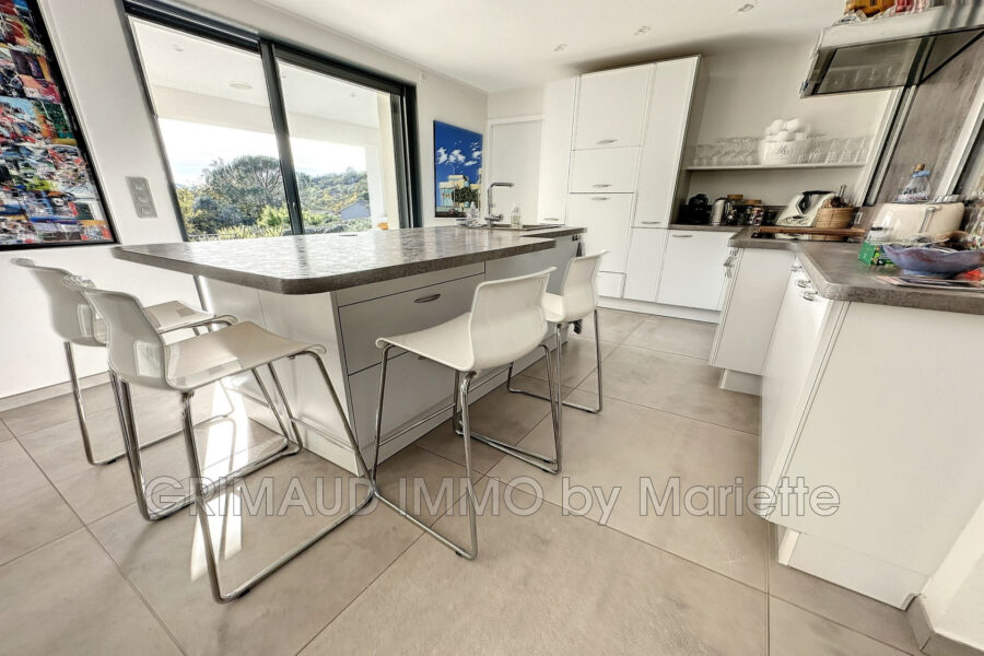 Maison à vendre à Grimaud