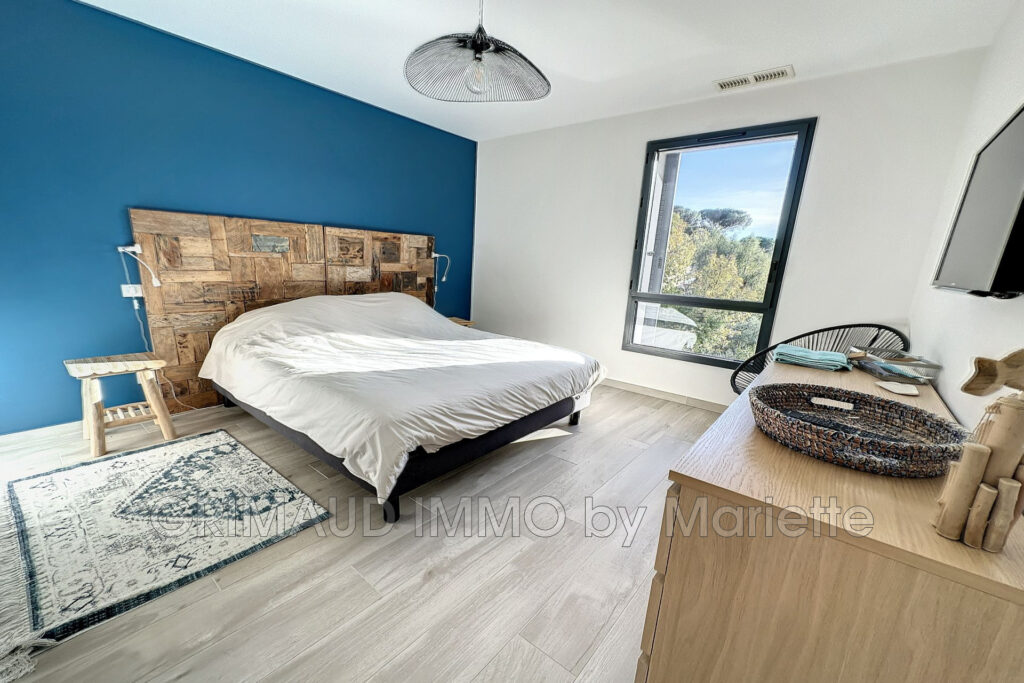 Villa Récente avec Prestations Haut de Gamme au Calme, sur 2 5 – NR pièces – 5 chambres – 195.00 m²