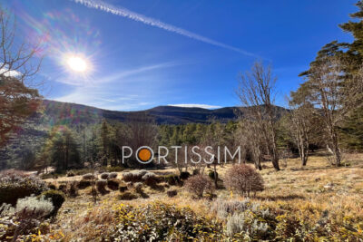 Saint-Laurent-Du-Var / villa individuelle à rénover / terrain  – 10 pièces – 8 chambres – 368.00 m²