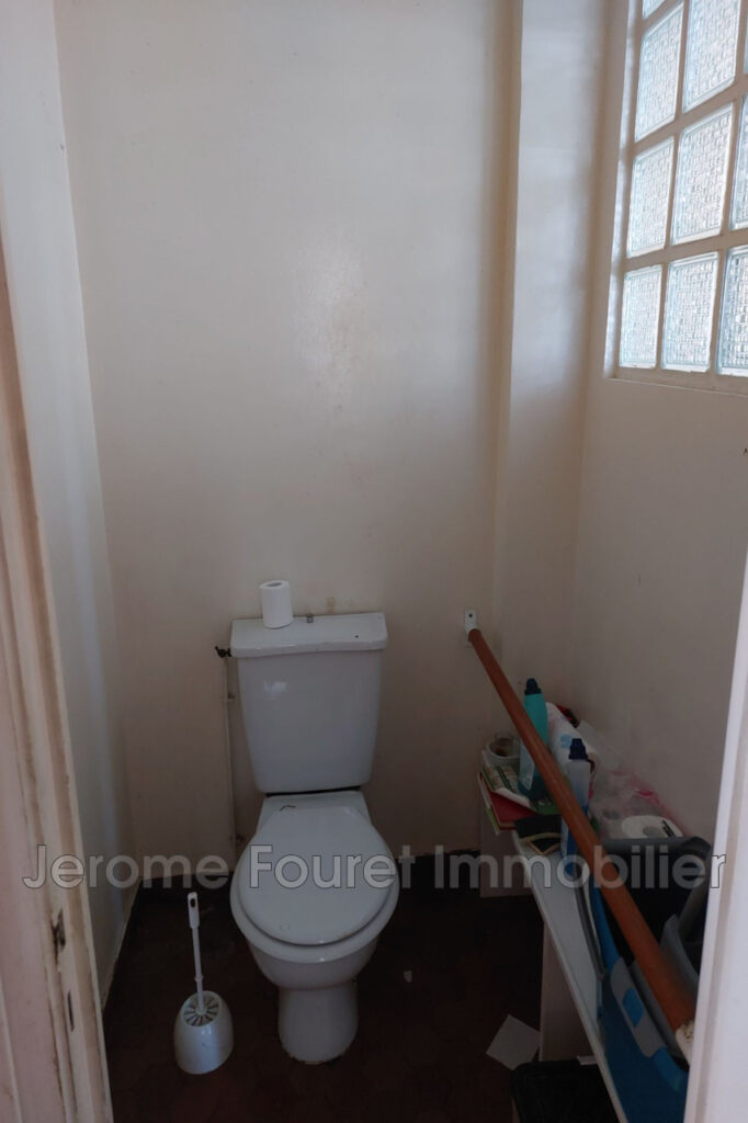 vente maison de village 3 Pièce(s) – 5 pièces – 4 chambres – 160.00 m²