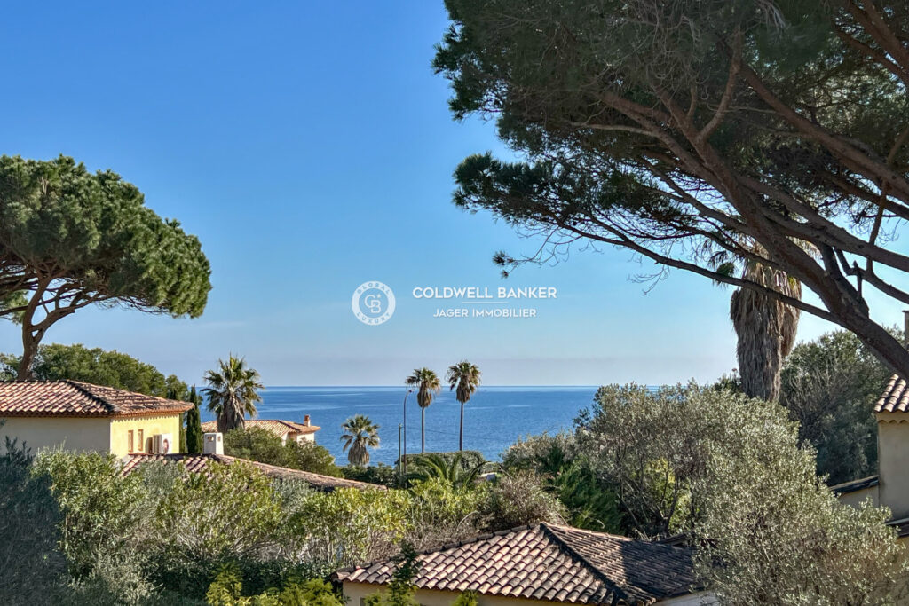 Élégante Villa 4 Chambres avec Piscine & Jacuzzi  Havre de Pa – 5 pièces – 4 chambres – 223.17 m²