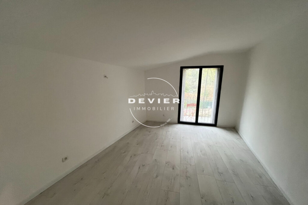 vente maison de caractère 7 Pièce(s) – 7 pièces – 5 chambres – 307.00 m²
