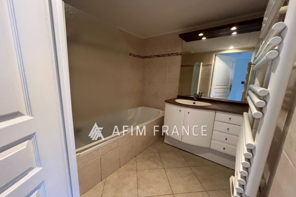 location appartement 3 Pièce(s) – 3 pièces – 2 chambres – 60.59 m²