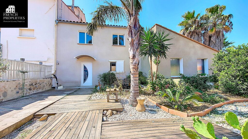 Maison de caractère – 7 pièces – 4 chambres – 209 m²