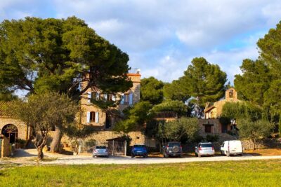 Mas – 12 pièces – 8 chambres – 495 m²