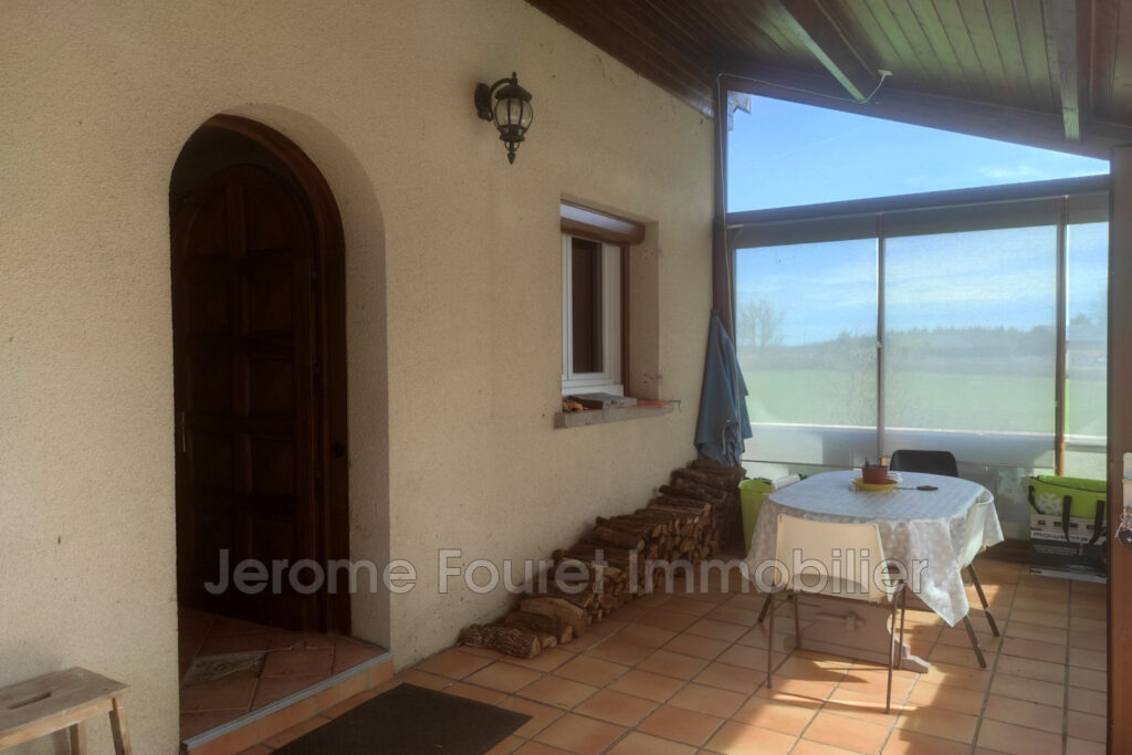 A découvrir de toute urgence ! – 12 pièces – 6 chambres – 179.00 m²