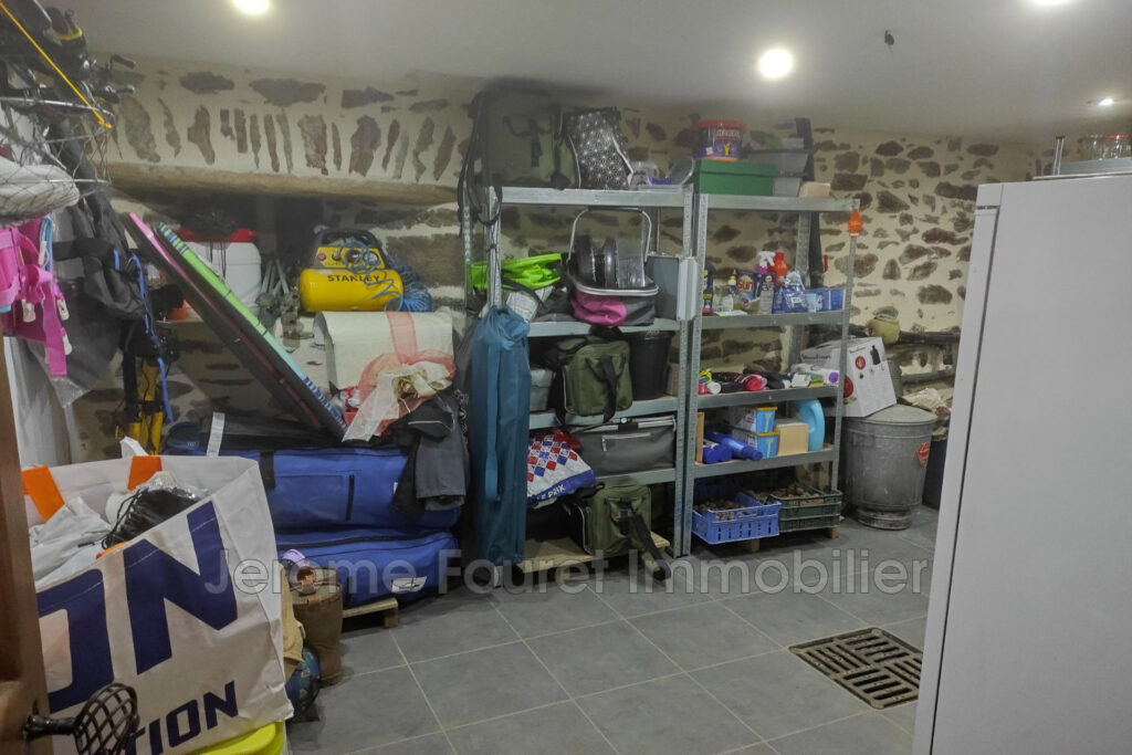 Vue exceptionnelle ! – 5 pièces – 2 chambres – 98.00 m²