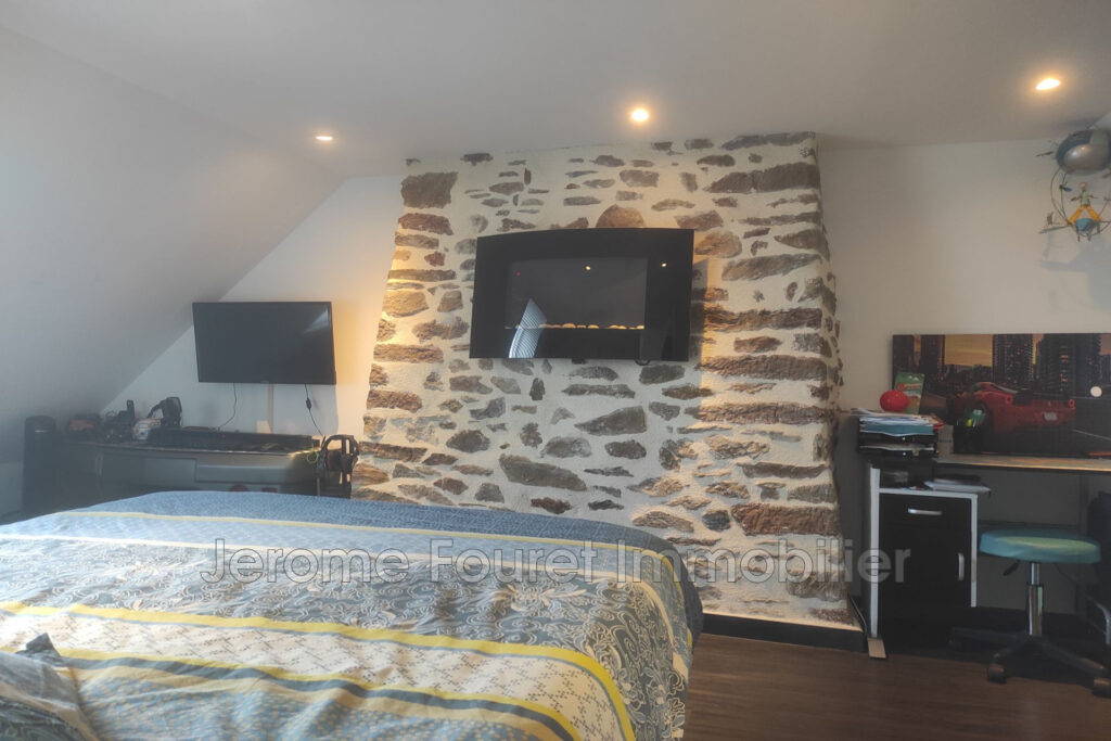 Vue exceptionnelle ! – 5 pièces – 2 chambres – 98.00 m²