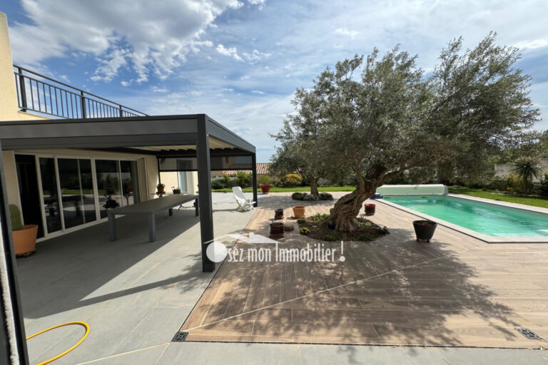 vente villa 6 Pièce(s) – 6 pièces – 3 chambres – 190.00 m²